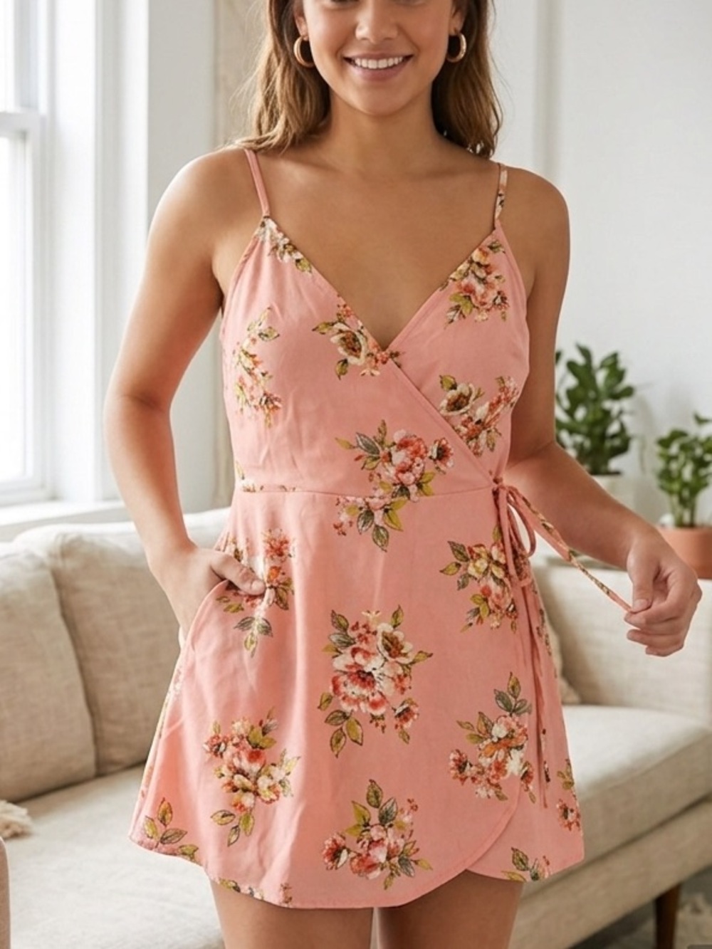 NWOT Forever 21 Pink Floral Tie-Waist Mini Romper